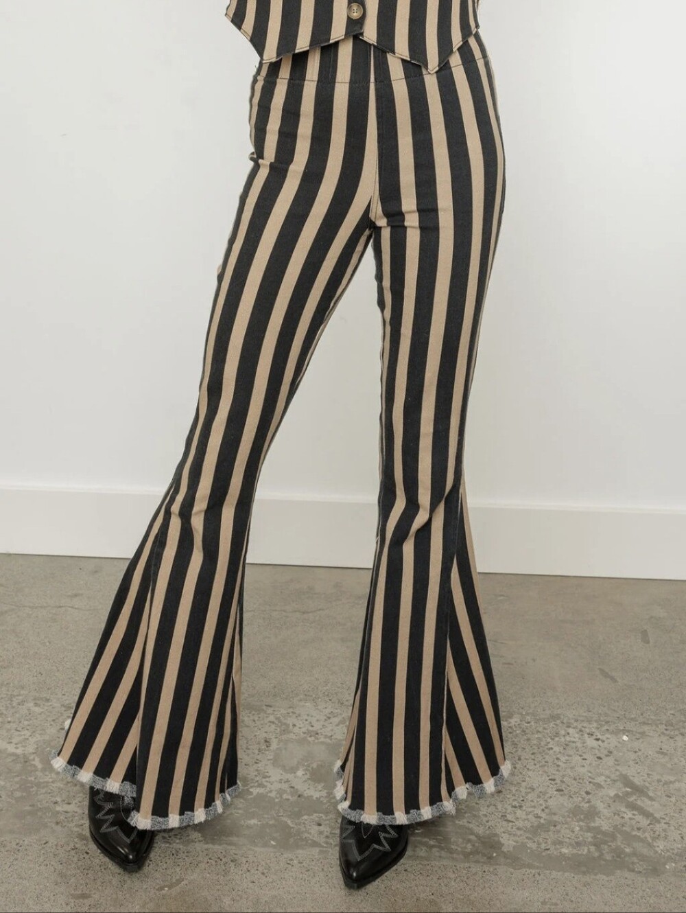Show Me Your Mumu Berkeley Bells Boho Western Raw Edge Stripe Pants